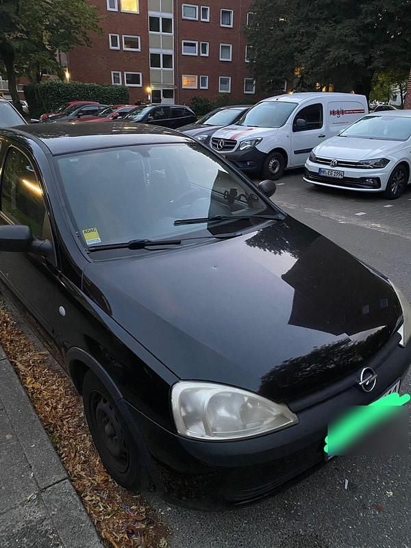 Schwarz Gebraucht 2001 Opel Corsa Kleinwagen | 400 € (Superpreis) - Bild 1/4