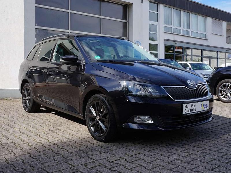 Cerna magic/black magic Gebraucht 2016 Skoda Fabia Style Kombi | 9.990 € (Fairer Preis) - Bild 1/4