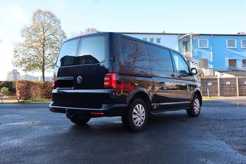 Gebraucht VW Transporter 150 PS (110 kW) 2018 Schwarz Van