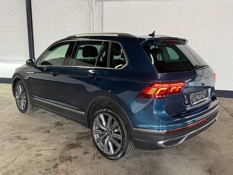 Gebraucht VW Tiguan Elegance 200 PS (147 kW) 2023 Blau SUV