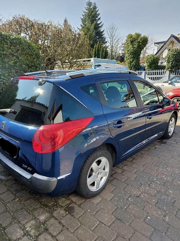 Gebraucht Peugeot 207 95 PS (69 kW) 2009 Blau Kombi