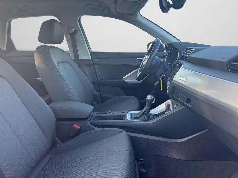 Gebraucht Audi Q3 Basis 245 PS (180 kW) 2022 Nanograu metallic (metallic) SUV