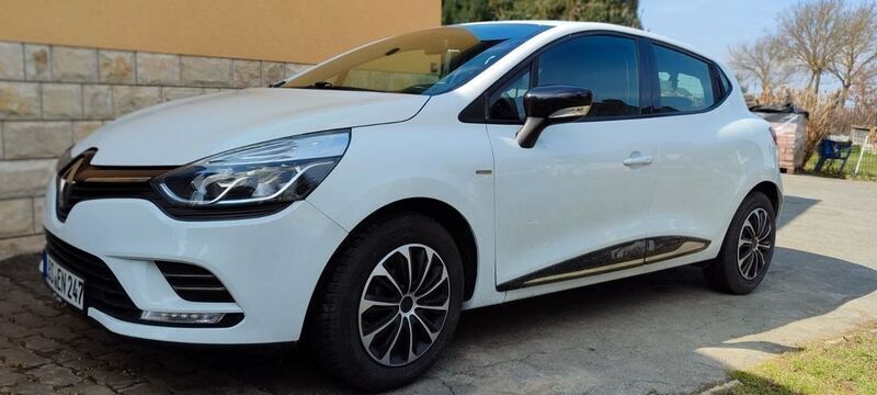 Weiß Gebraucht 2018 Renault Clio IV LIMITED Kleinwagen | 8.400 € (Guter Preis) - Bild 1/4