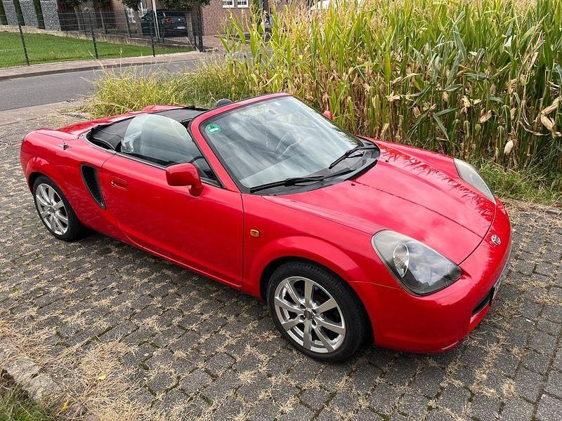 Gebraucht Toyota MR2 140 PS (102 kW) 2002 Rot Cabrio