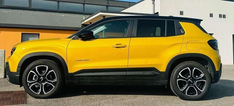 Gold Gebraucht 2023 Jeep Avenger EV SUV | 22.500 € (Superpreis) - Bild 1/4