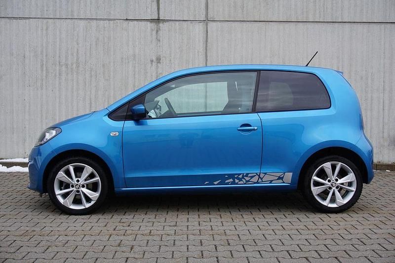 Gebraucht Skoda Citigo 60 PS (44 kW) 2017 Crystal blau metallic Kleinwagen
