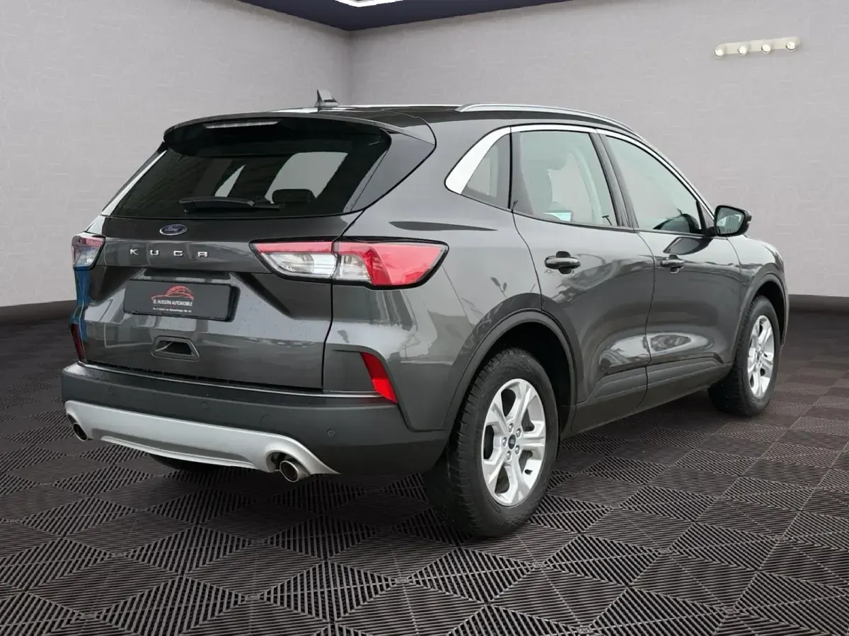 Gebraucht Ford Kuga Cool & Connect 120 PS (88 kW) 2020 Grau SUV