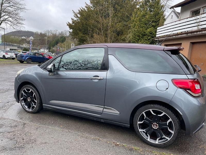 Gebraucht Citroën DS3 Sport Chic 156 PS (114 kW) 2010 Grau Kleinwagen