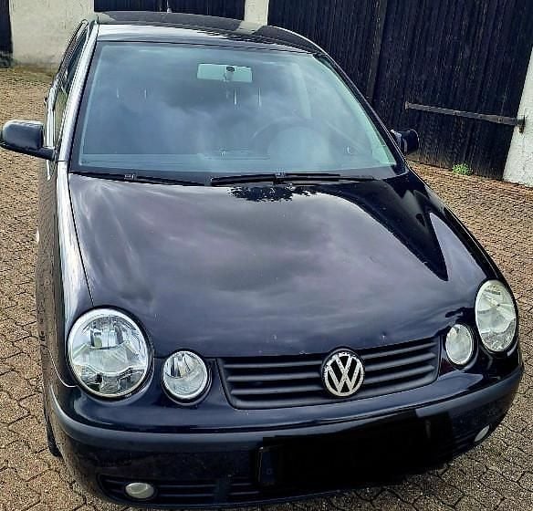 Schwarz Gebraucht 2002 VW Polo Kleinwagen | 600 € (Superpreis) - Bild 1/4