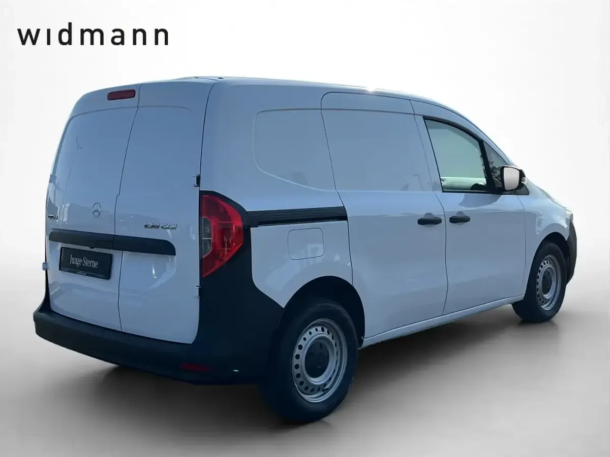 Gebraucht Mercedes Citan 108 75 PS (55 kW) 2024 Arktikweiss Van / Kleinbus