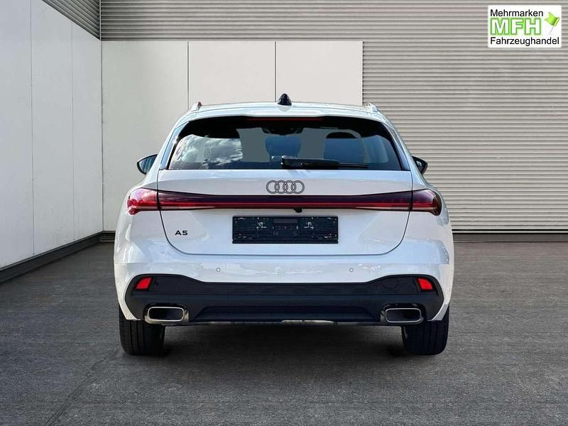 Neu Audi A5 Basis 204 PS (150 kW) 2025 Arkonaweiß Kombi
