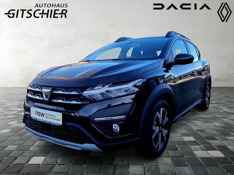 Używany Dacia Sandero Comfort 101 KM (74 kW) 2022 Sedan/Limuzyna