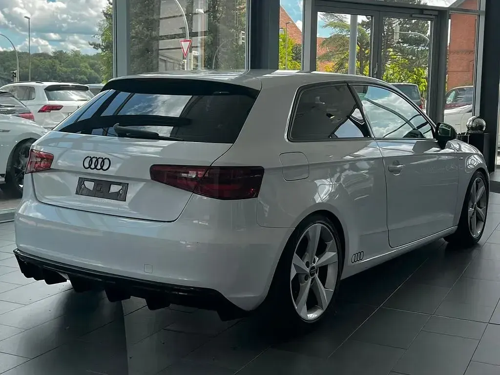 Gebraucht Audi A3 S-Line 179 PS (131 kW) 2012 Weiß Kleinwagen