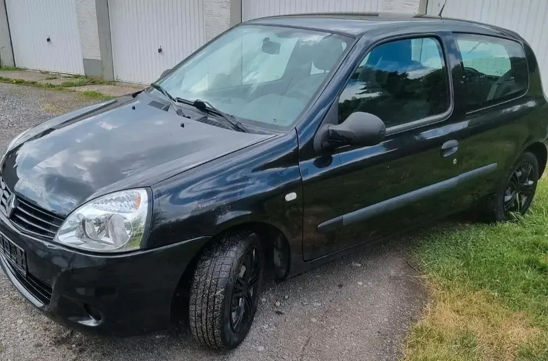 Gebraucht Renault Clio 75 PS (55 kW) 2011 Schwarz Kleinwagen
