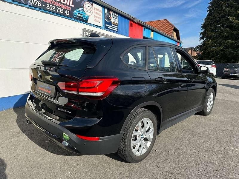 Second-hand BMW X1 Advantage 125 CP (91 kW) 2021 Negru SUV