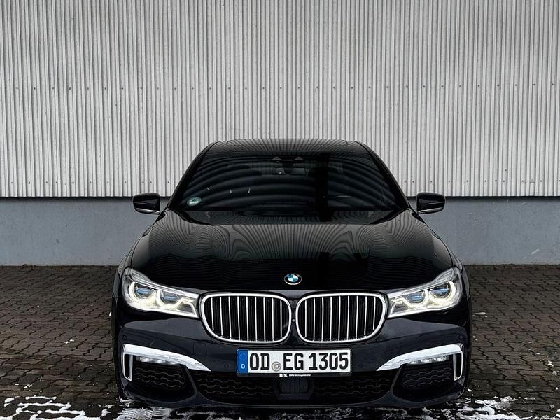 Gebraucht BMW 750L Executive 449 PS (330 kW) 2018 Schwarz Limousine