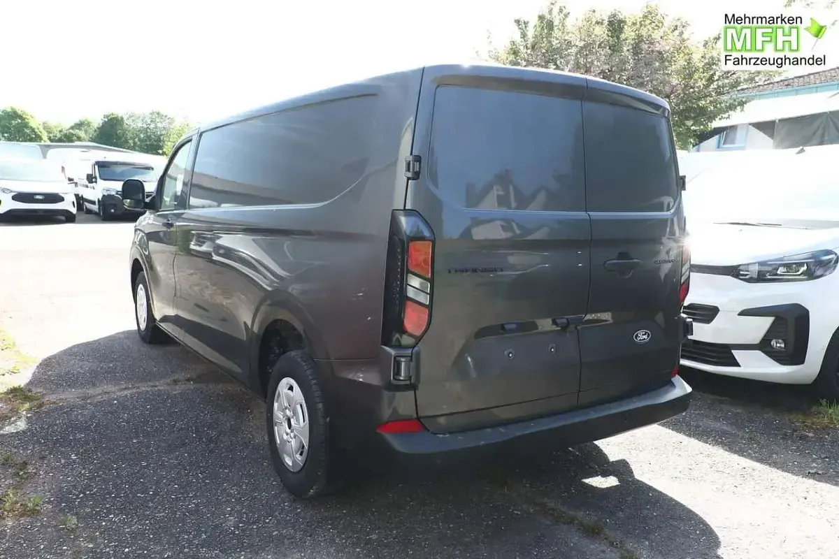Neu Ford Transit Custom Trend 170 PS (125 kW) 2025 Magnetic metallic Van / Kleinbus