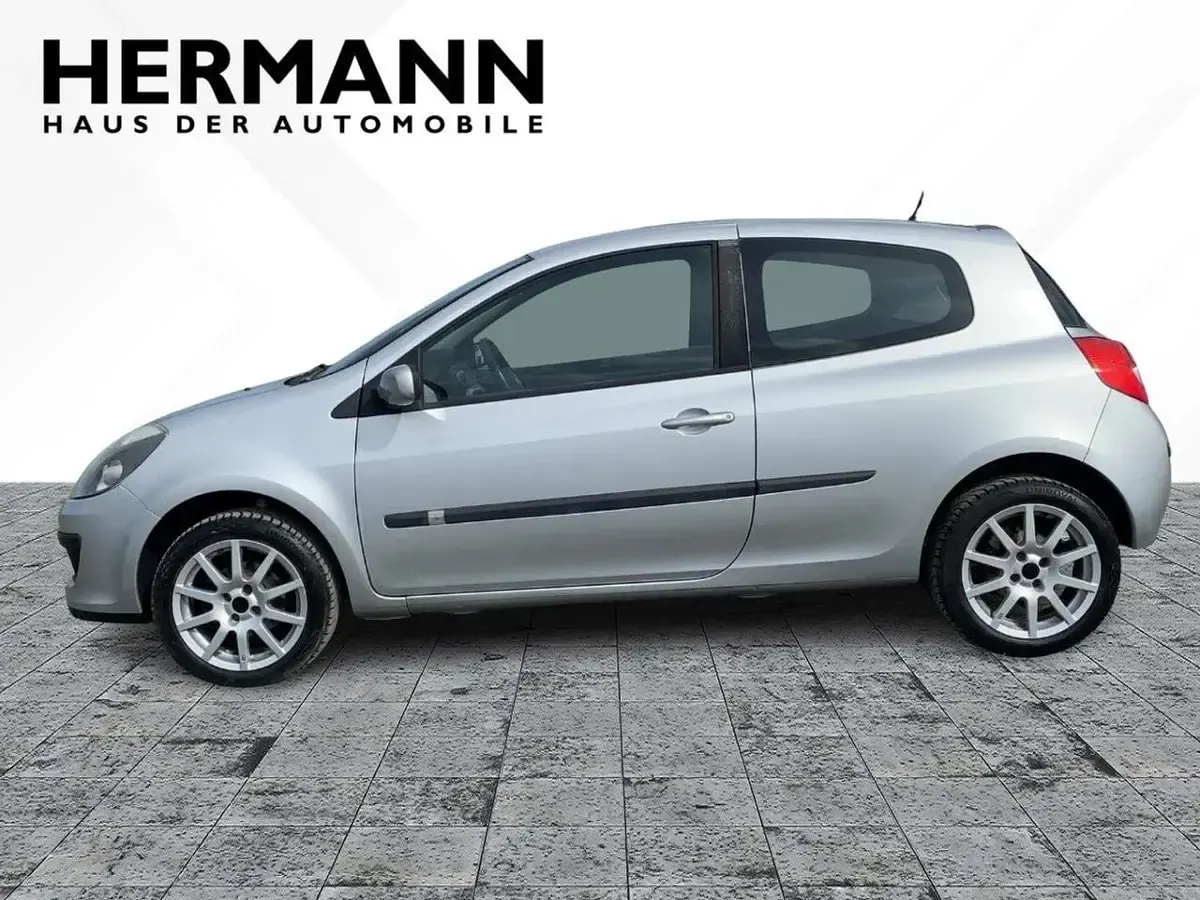 Gebraucht Renault Clio III Dynamique 111 PS (81 kW) 2006 Grau Limousine