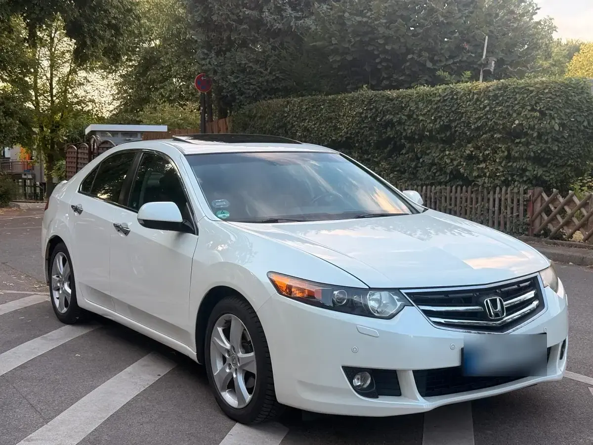 Gebraucht Honda Accord 156 PS (114 kW) 2008 Weiß Limousine