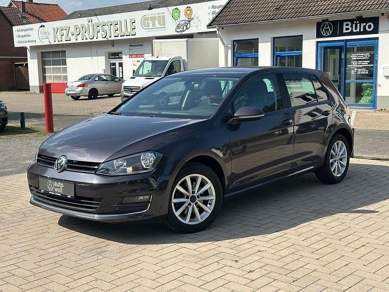 Grau Gebraucht 2016 VW Golf VII LOUNGE Limousine | 13.449 € (Fairer Preis) - Bild 1/4