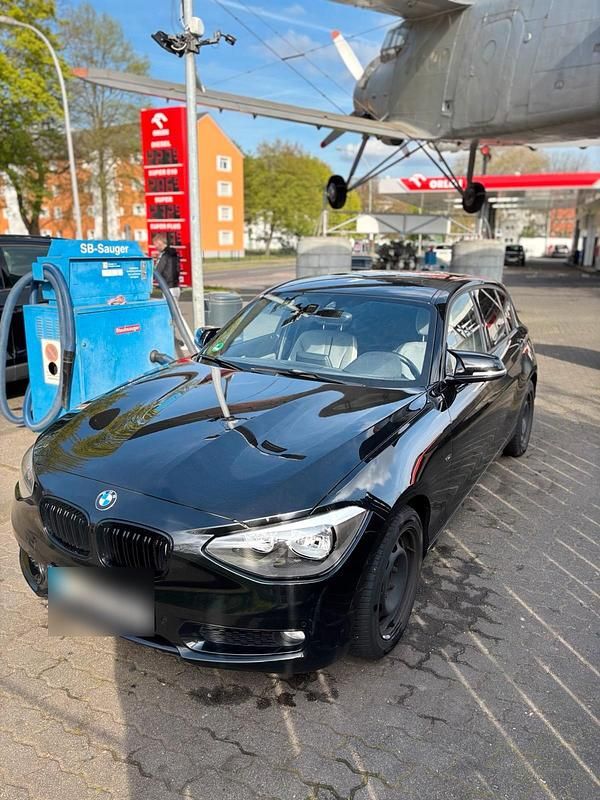 Gebraucht BMW 118 M Performance 170 PS (125 kW) 2012 Schwarz Kleinwagen