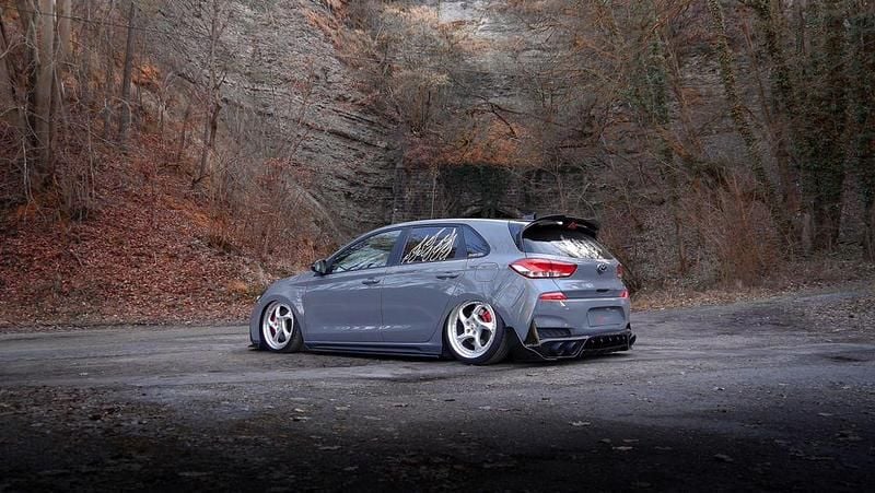 Grau Gebraucht 2020 Hyundai i30 N Performance Limousine | 29.950 € (Teuer) - Bild 1/4