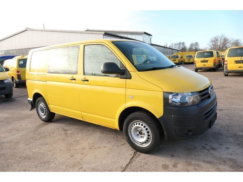 Gebraucht VW T5 84 PS (61 kW) 2014 Ginstergelb r1032 Van