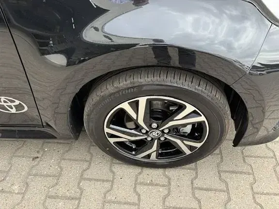 Gebraucht Toyota Yaris Comfort 116 PS (85 kW) 2025 Black mica Kleinwagen