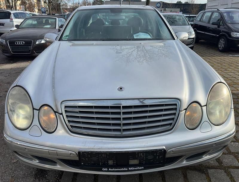 Gebraucht Mercedes E320 Elegance 224 PS (164 kW) 2003 Silber Limousine