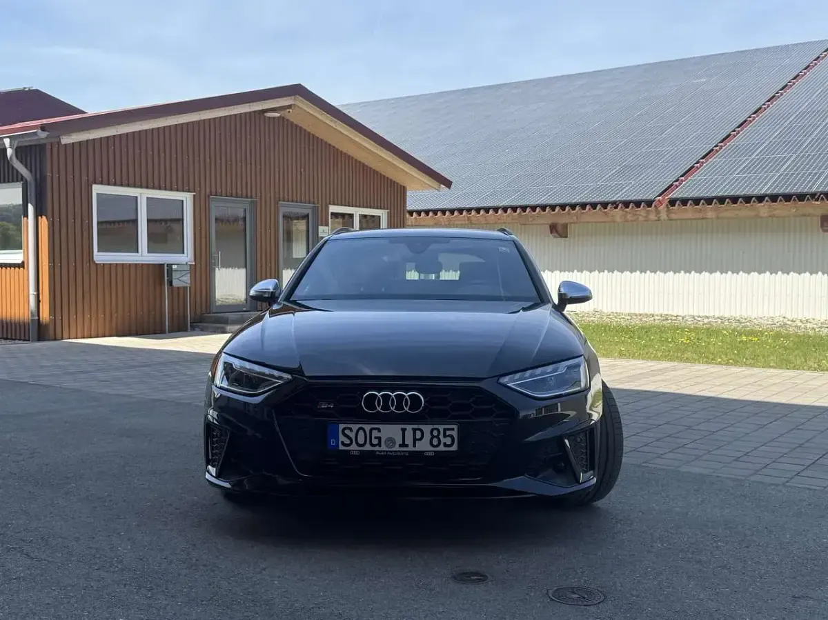 Usata Audi S4 Basis 347 CV (255 kW) 2020 Nero Station wagon