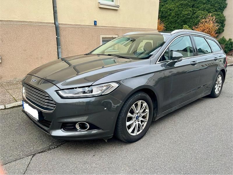 Grau Gebraucht 2018 Ford Mondeo Kombi | 9.999 € (Superpreis) - Bild 1/4