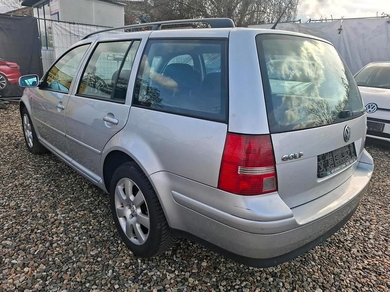 Gebraucht VW Golf IV 101 PS (74 kW) 2005 Silber Kombi