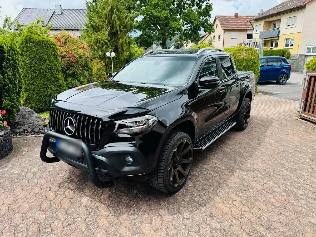 Gebraucht Mercedes X250 190 PS (139 kW) 2018 Schwarz Pickup