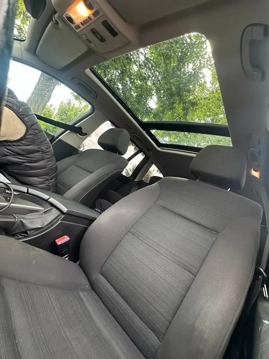 Gebraucht BMW 523 220 PS (161 kW) 2009 Schwarz Kombi