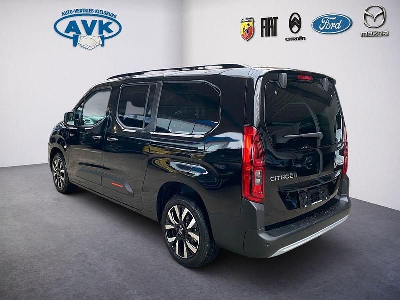Neu Citroën Berlingo 131 PS (96 kW) 2026 Schwarz Van / Kleinbus