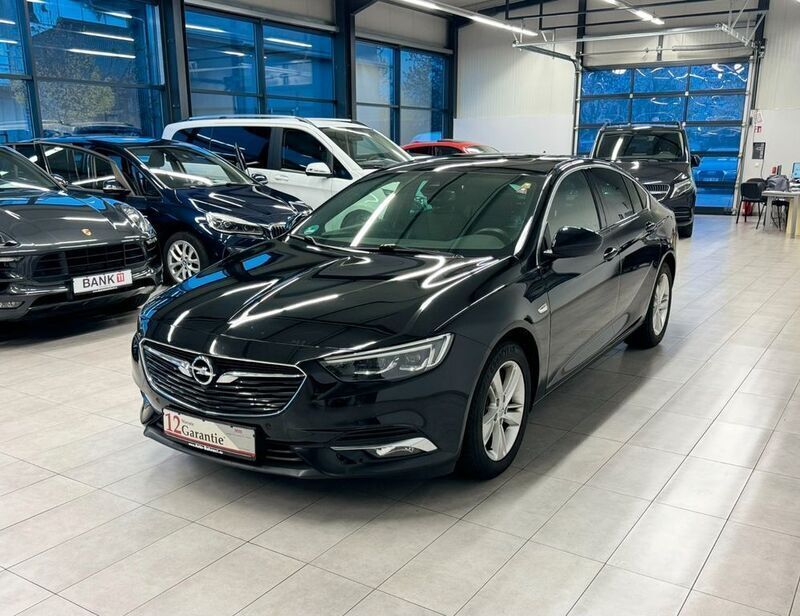 Onyx schwarz Gebraucht 2020 Opel Insignia Innovation Limousine | 19.990 € (Fairer Preis) - Bild 1/4