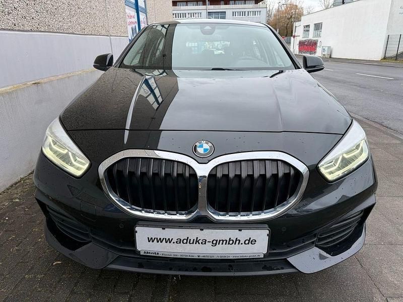 Gebraucht BMW 116 Advantage 116 PS (85 kW) 2021 Schwarz Kleinwagen