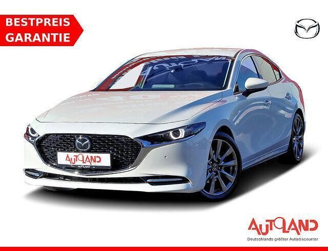 Weiß Gebraucht 2021 Mazda 3 Selection Limousine | 21.950 € (Fairer Preis) - Bild 1/4