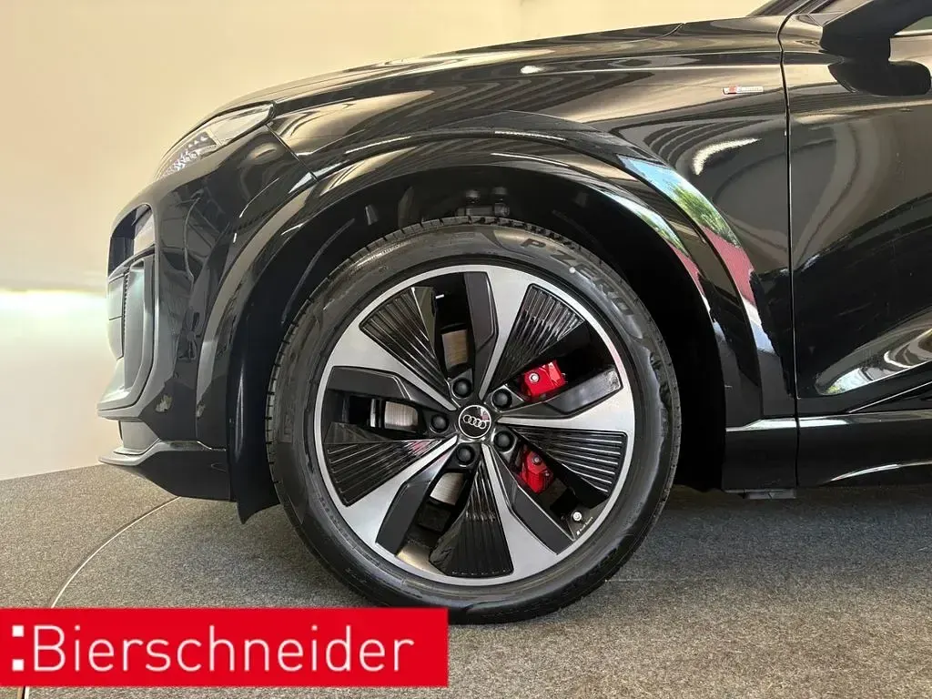 Neu Audi Q6 e-tron Business 314 kW (428 PS) 2026 Schwarz SUV