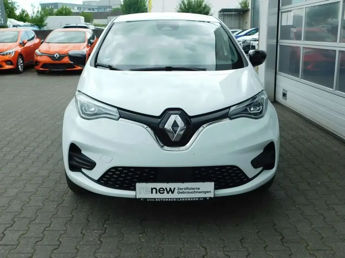 Gebraucht Renault Zoe Evolution 80 kW (109 PS) 2023 Weiß Kleinwagen