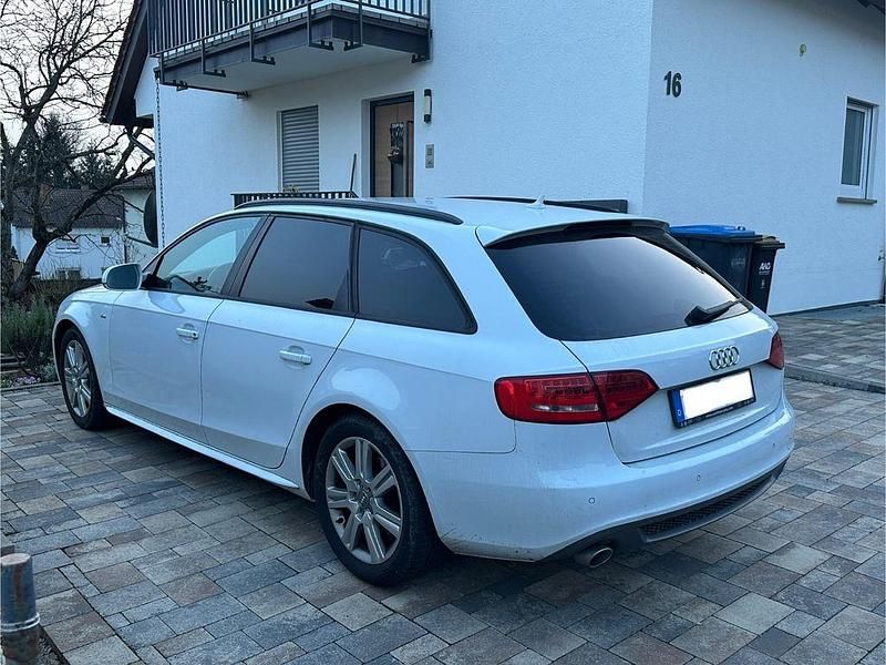 Gebraucht Audi A4 S-Line 190 PS (139 kW) 2011 Weiß Kombi