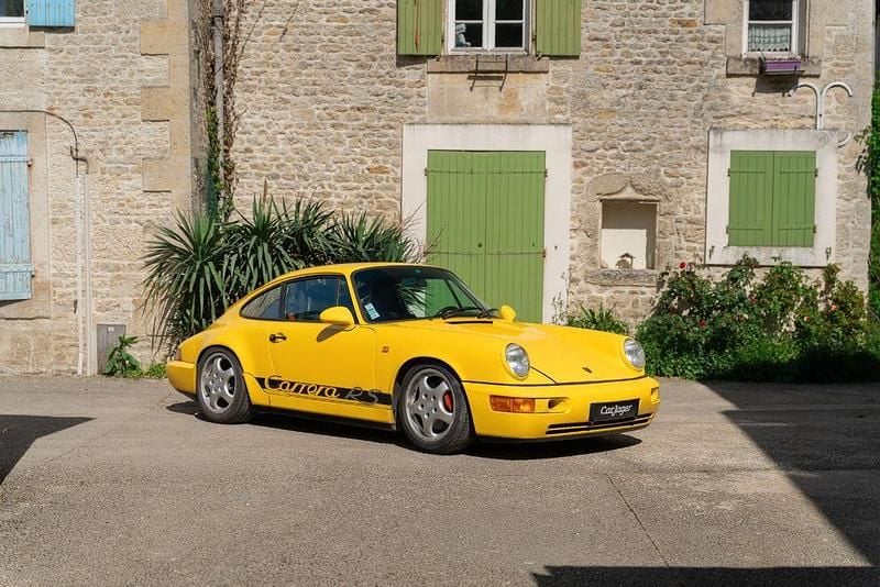 Second-hand Porsche 964 1992 Galben