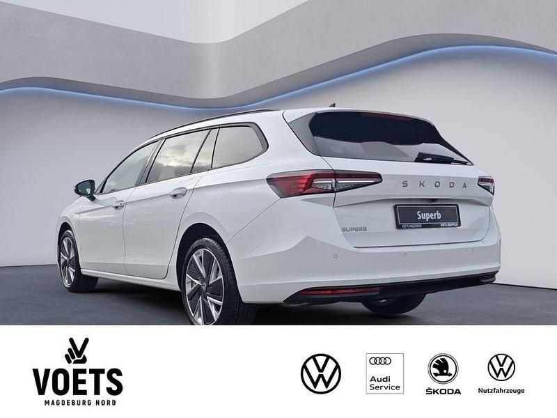 Gebraucht Skoda Superb Selection 150 PS (110 kW) 2025 Purity weiss Kombi