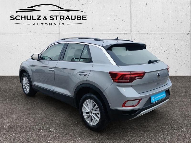 Second-hand VW T-Roc Life 110 CP (80 kW) 2023 Argintiu SUV
