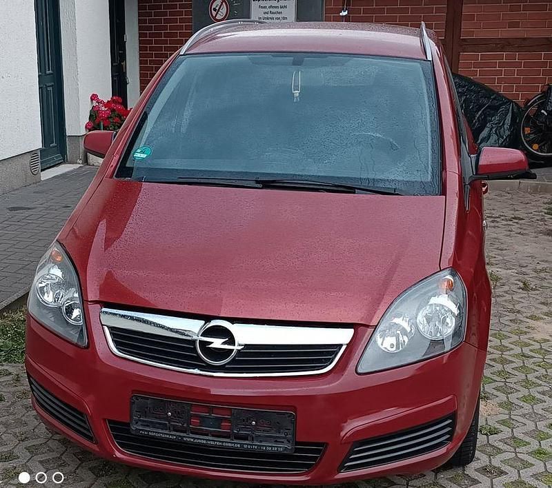 Rot Gebraucht 2006 Opel Zafira Van / Kleinbus | 1.200 € - Bild 1/4