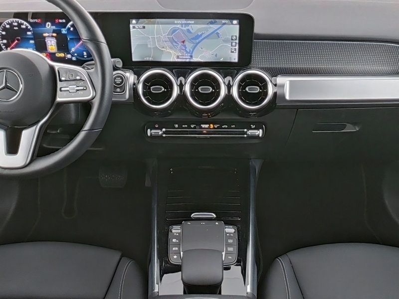 Gebraucht Mercedes GLB220 Progressive 190 PS (139 kW) 2023 Grau SUV