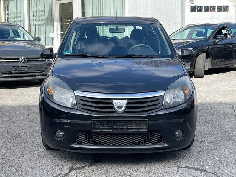 Gebraucht Dacia Sandero 75 PS (55 kW) 2010 Schwarz Limousine