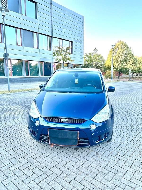 Blau Gebraucht 2009 Ford S-MAX S Van / Kleinbus | 4.899 € (Etwas zu teuer) - Bild 1/4