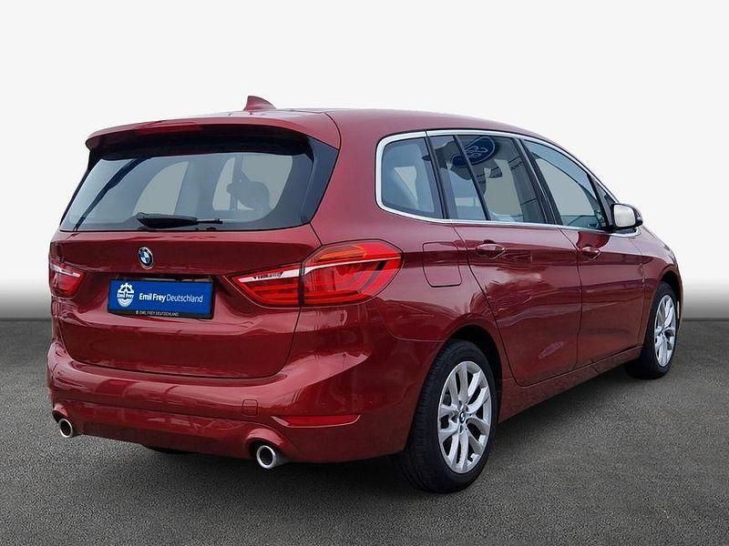 Gebraucht BMW 220 Gran Tourer Advantage 192 PS (141 kW) 2018 Rot Van / Kleinbus