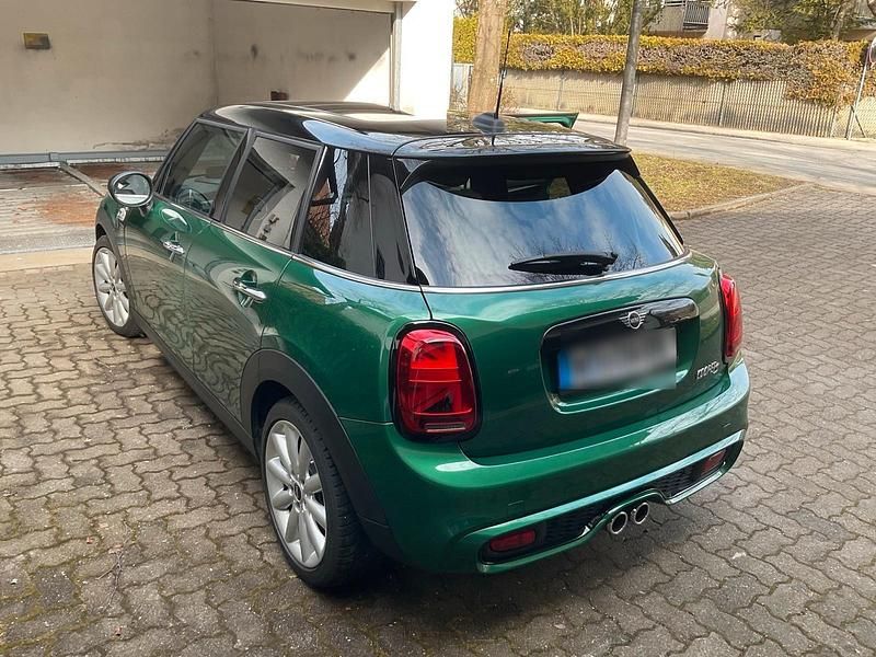 Second-hand Mini Cooper S 192 CP (141 kW) 2019 Verde Hatchback